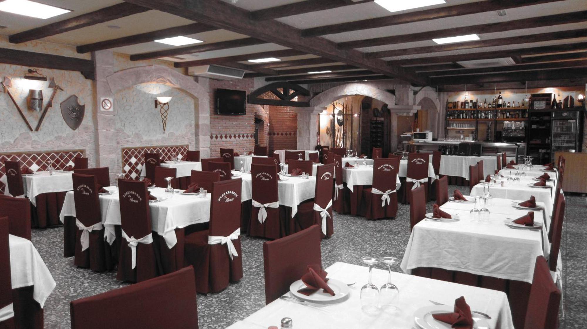 Hotel La Brasa Велес-де-Бенаудалья Экстерьер фото