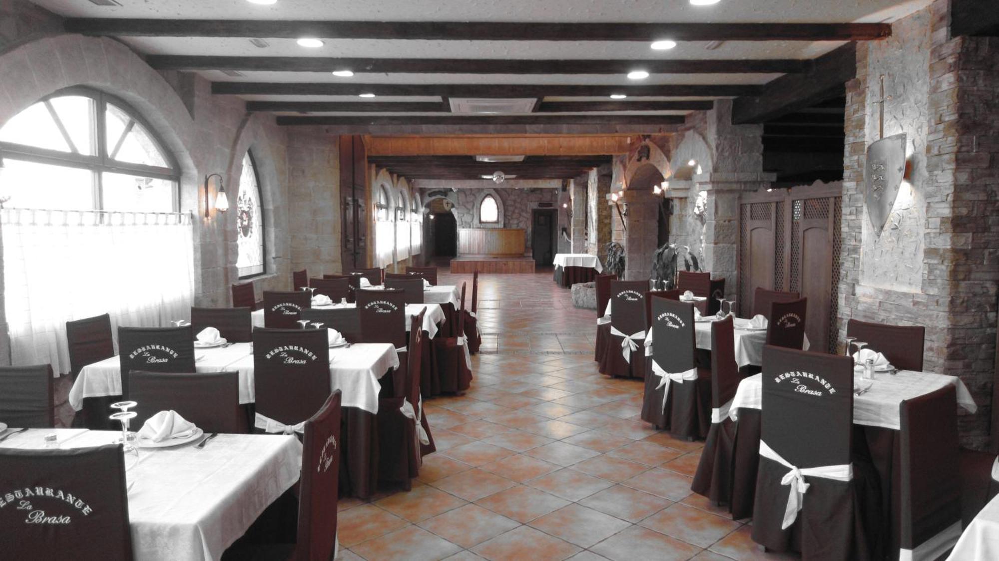 Hotel La Brasa Велес-де-Бенаудалья Экстерьер фото