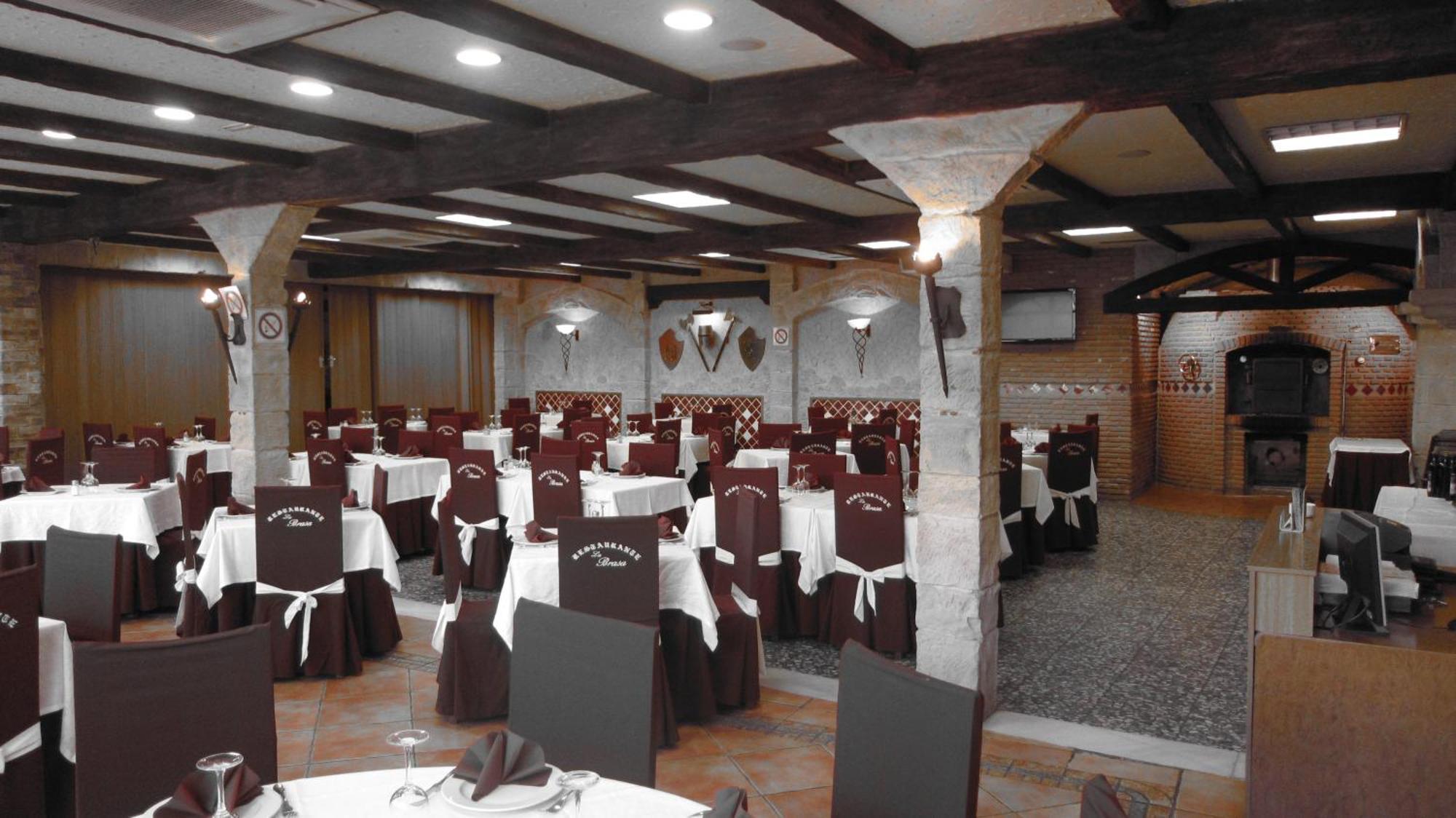 Hotel La Brasa Велес-де-Бенаудалья Экстерьер фото