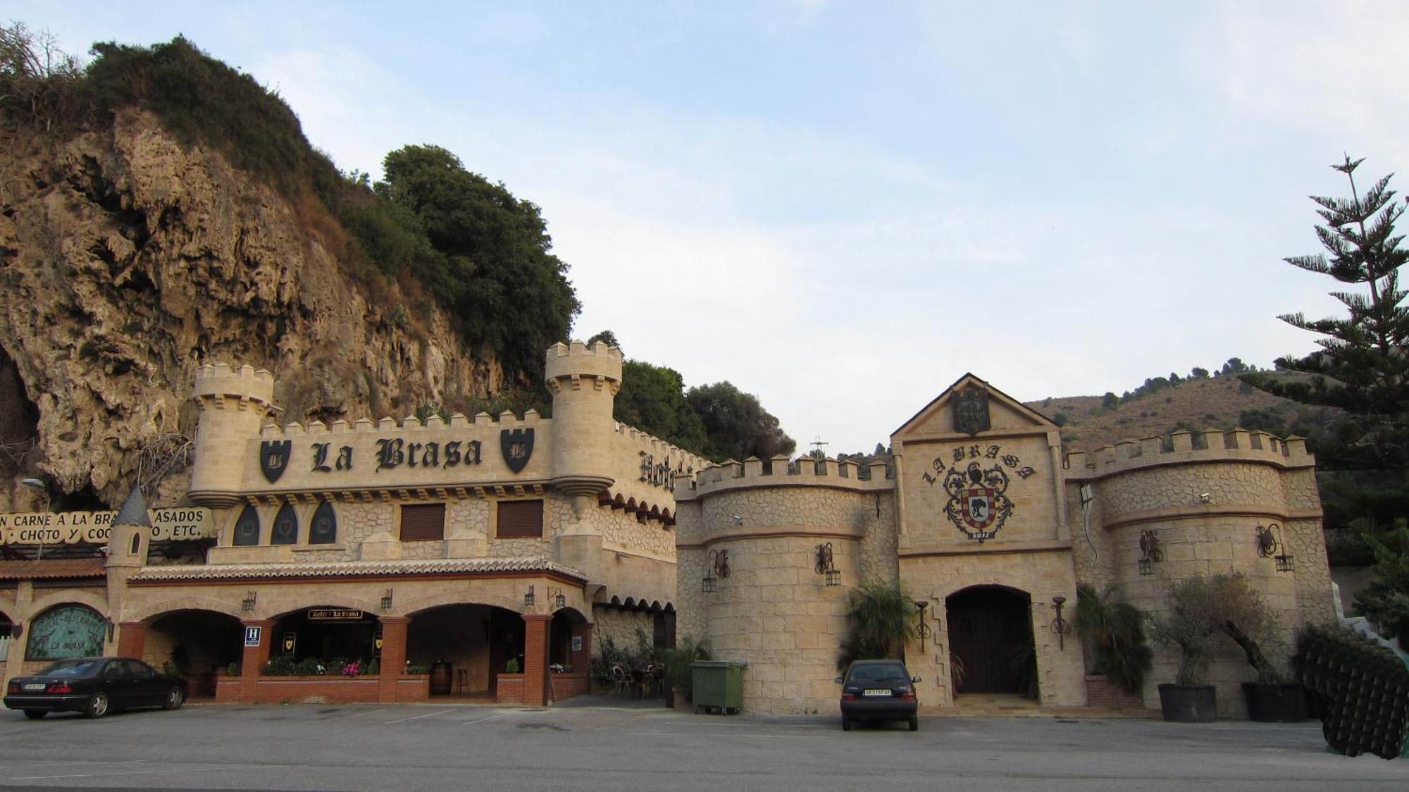 Hotel La Brasa Велес-де-Бенаудалья Экстерьер фото