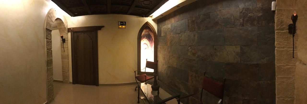Hotel La Brasa Велес-де-Бенаудалья Экстерьер фото